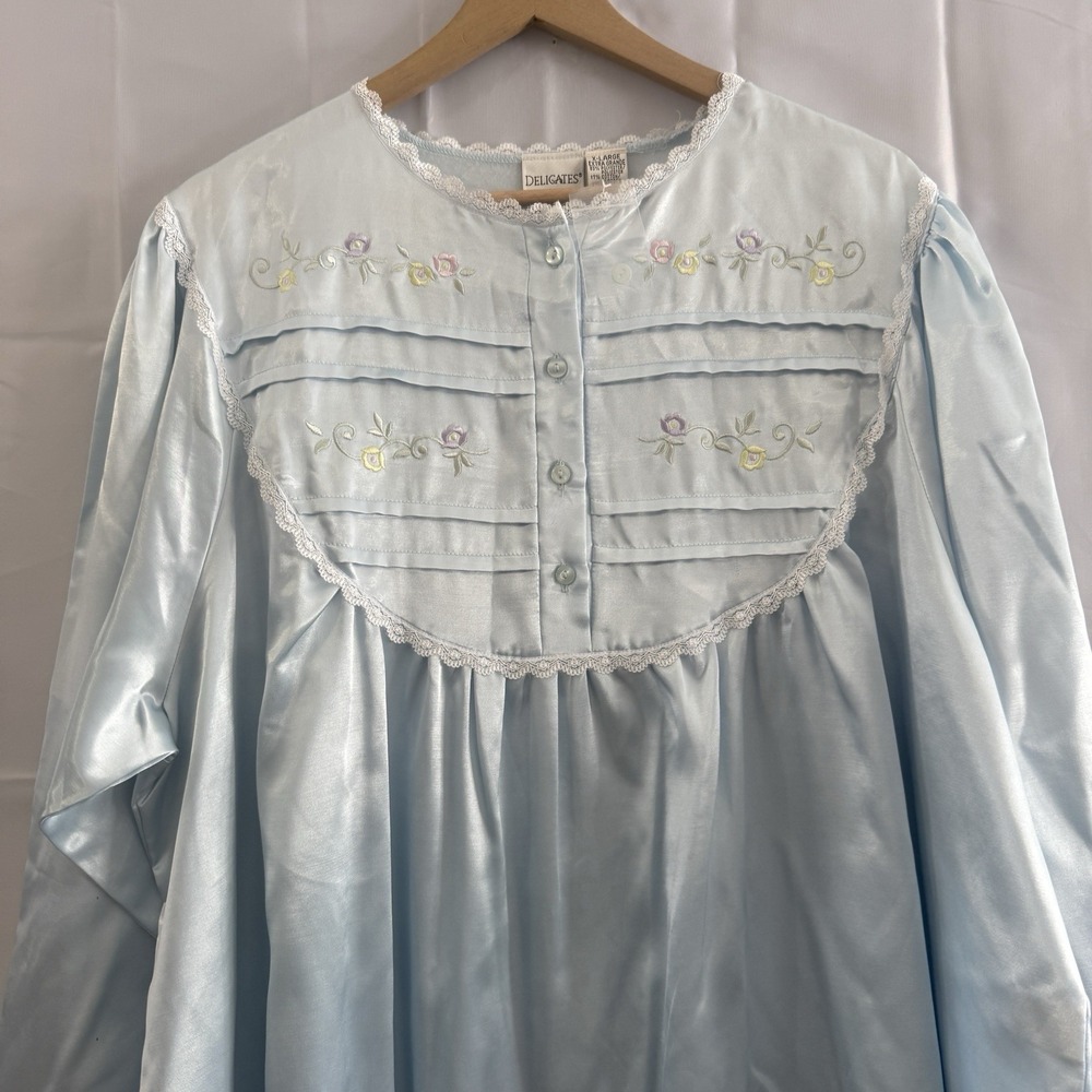 Vintage 80s XL Blue‎ Embroidered Satin Modest Long Embroidered Nightgown Pajamas